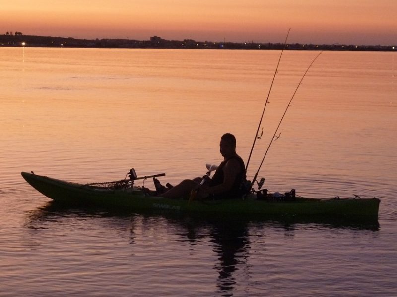 Inflatable Kayak VS Hard-Shell Kayak: Which Is The Best For Fishing?